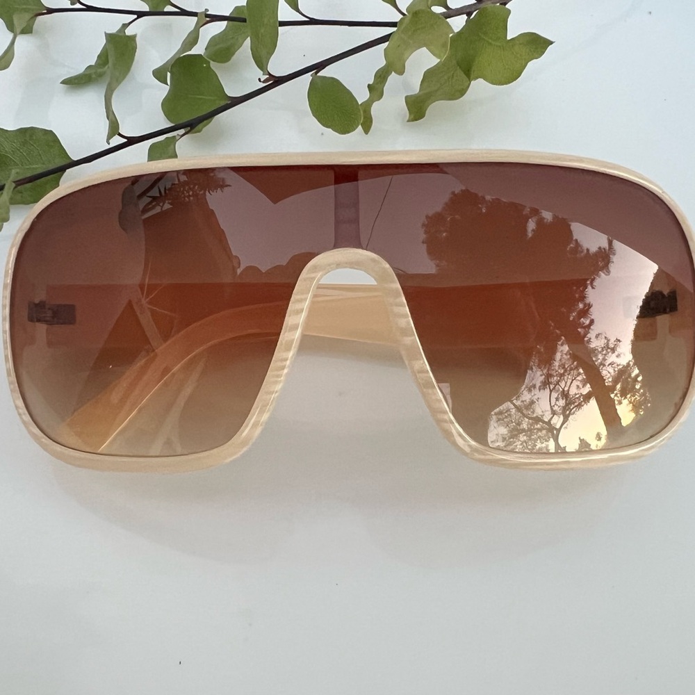 Australian Tan and Brown Sunglasses